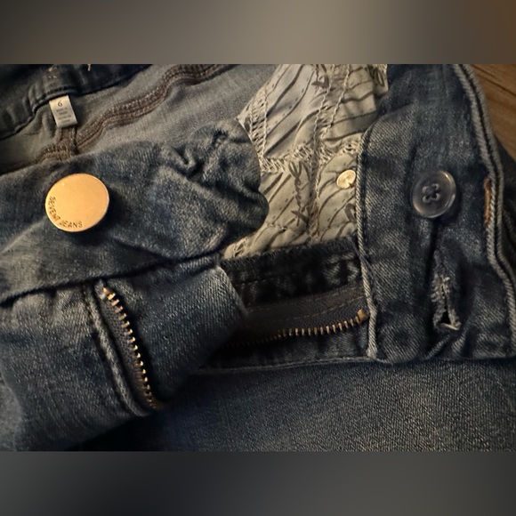 Seven7 Women’s Skinny Medium Wash Blue Jean US-6 - Picture 4 of 9